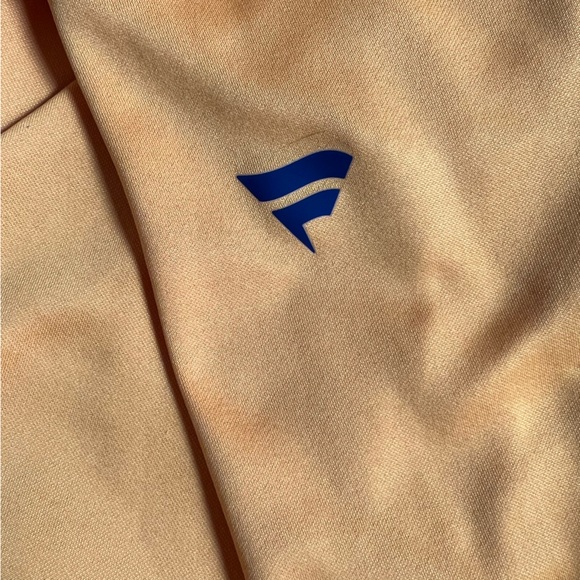 NWOT FANATICS NASHVILLE PREDATORS YELLOW/BLUE FULL LENGTH ZIP UP HOODIE SMALL - Picture 9 of 11